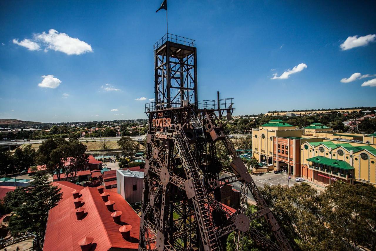 Gold Reef City Theme Park Hotel Johannesburg Bagian luar foto
